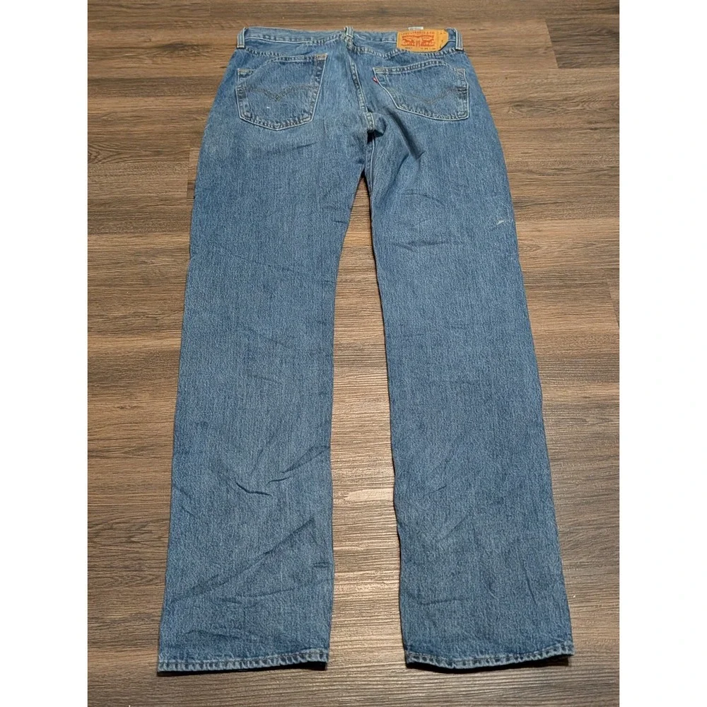 Levis 501 Original Fit Mens Jeans W34 L36 Medium Wash Blue Denim